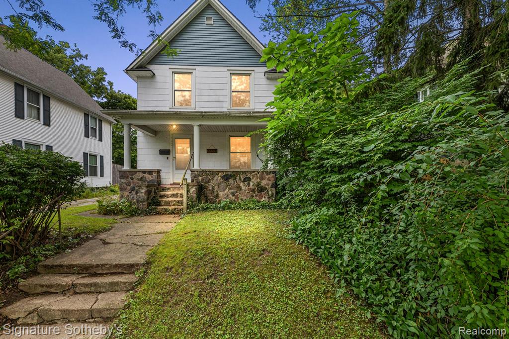 Click here to see property details