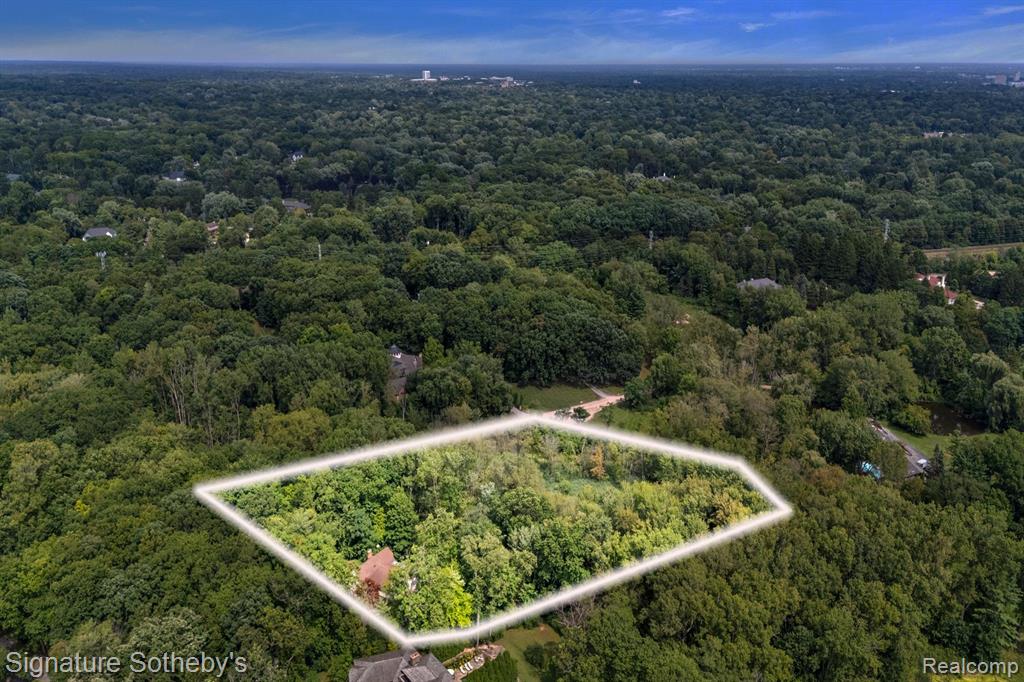 Click here to see property details
