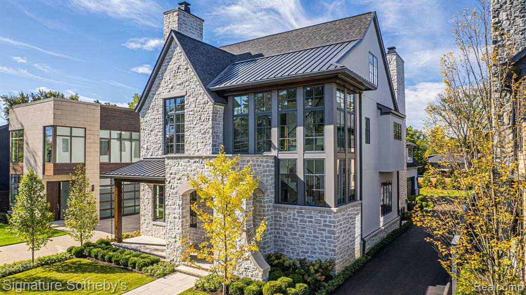 Click here to see property details