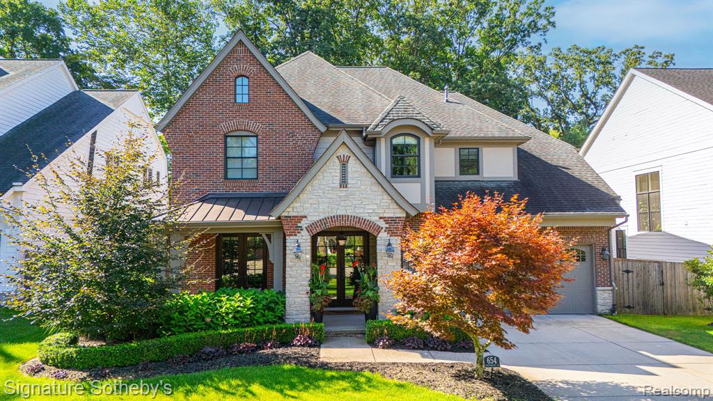 Click here to see property details