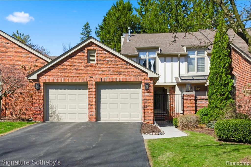 Click here to see property details