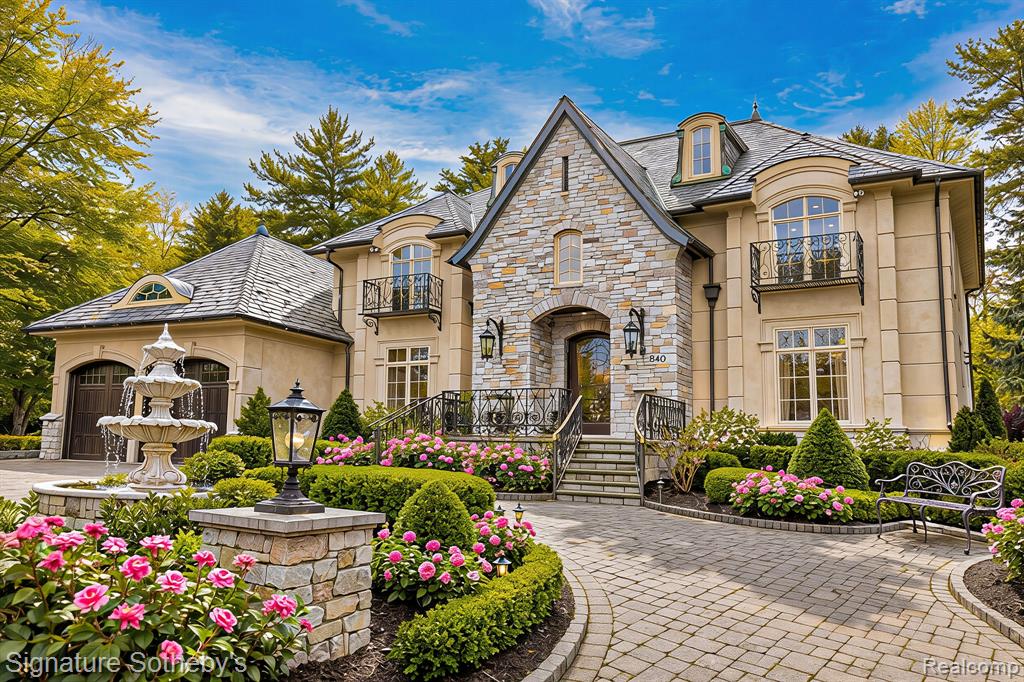 Click here to see property details