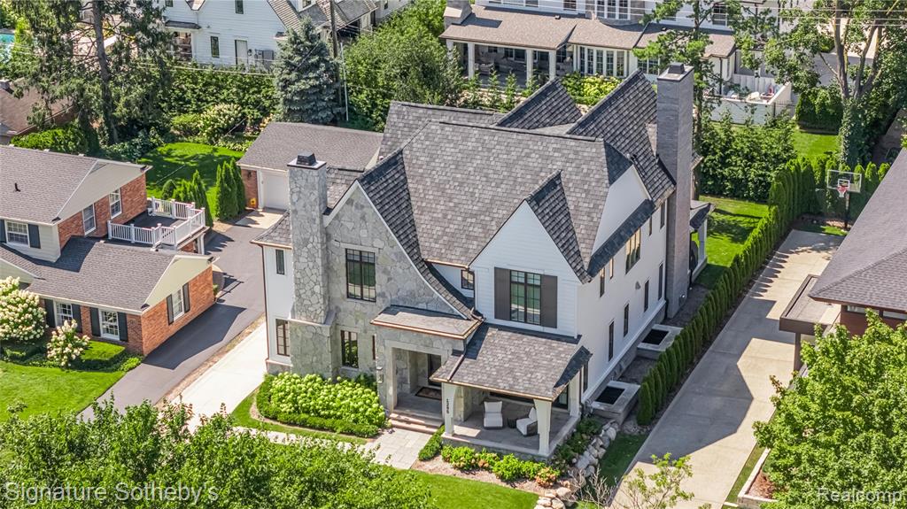 Click here to see property details