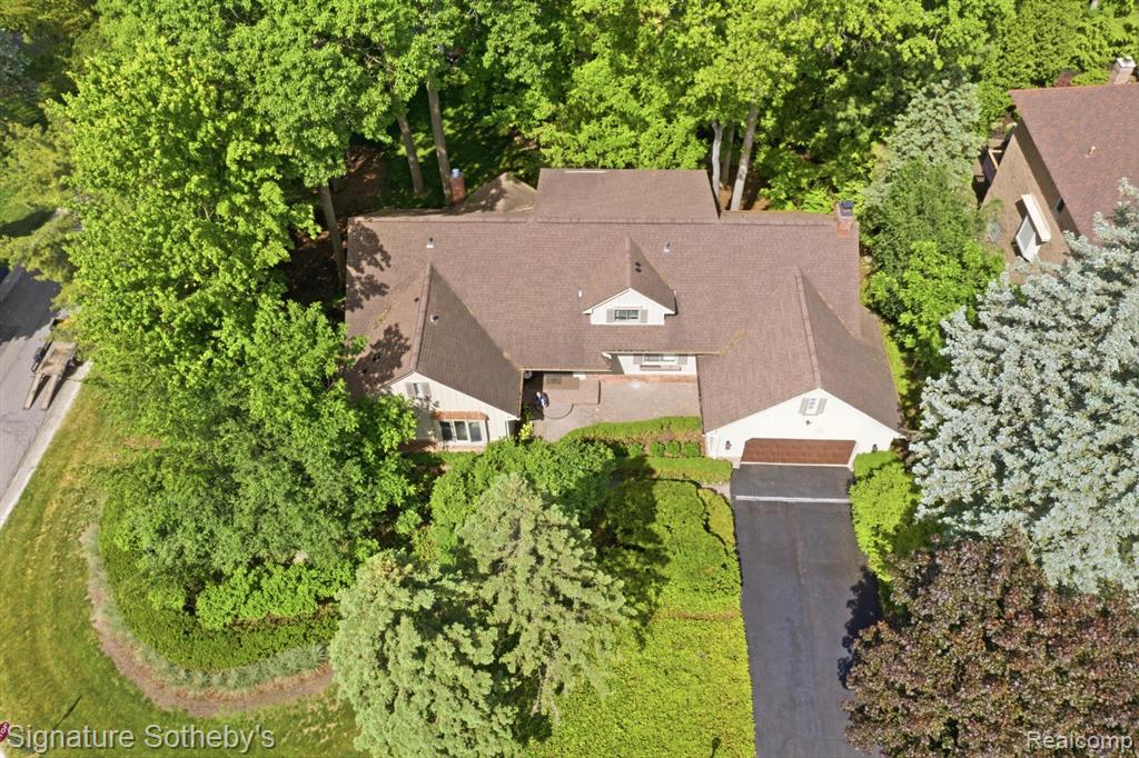 Click here to see property details