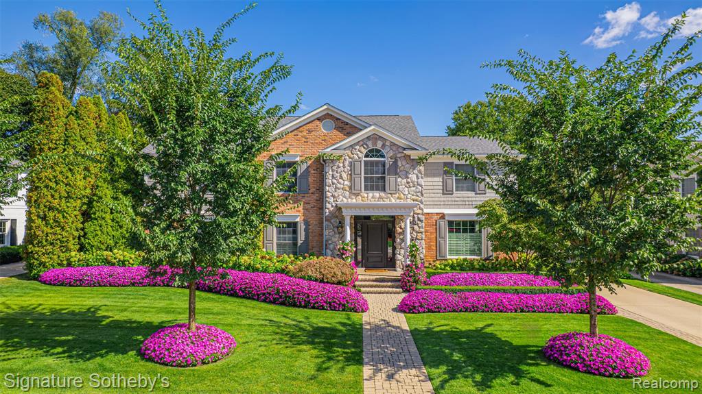 Click here to see property details