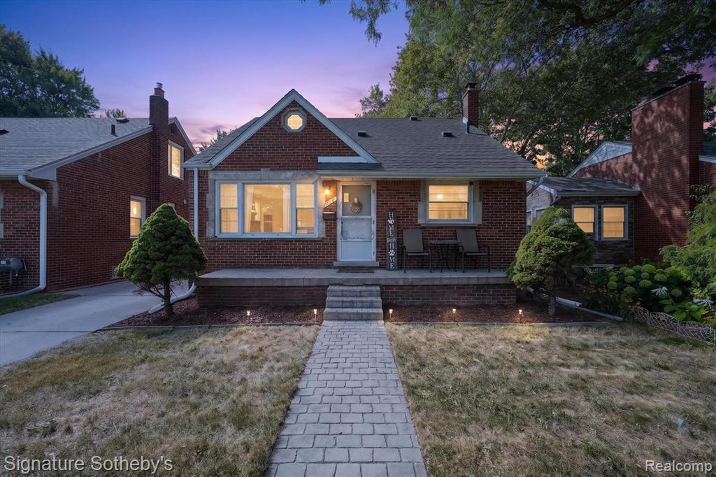 Click here to see property details
