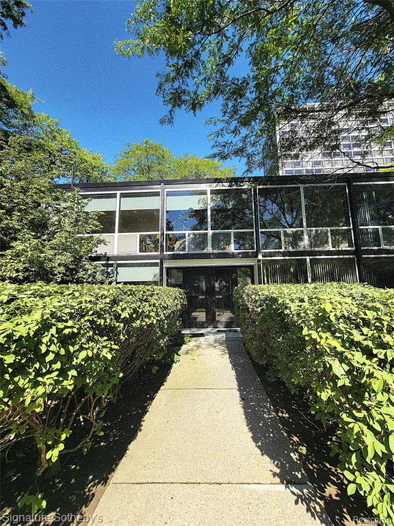 Click here to see property details